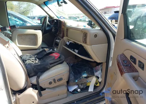 2005 Chevrolet Tahoe Z71 z USA, uszkodzony, nr VIN 1GNEC13T55R209544